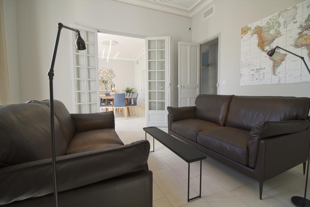 Villa Meridia Νιμ Εξωτερικό φωτογραφία